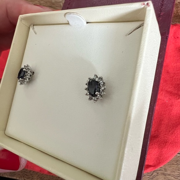 Sapphire stud Earings Lab-Created Diamond Halo Helzberg Diamonds Never been worn - Picture 5 of 13